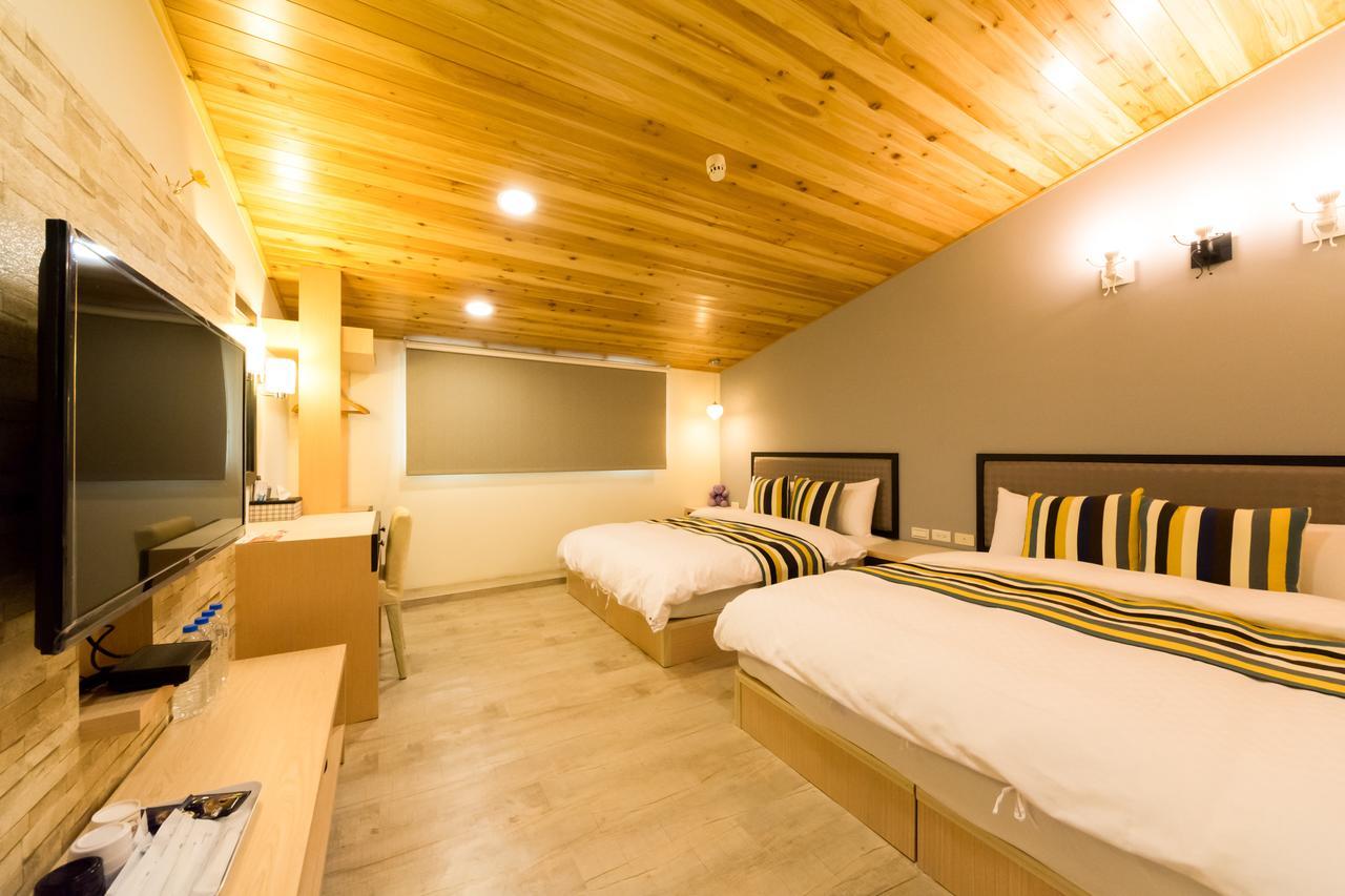 W Hostel Tajnan Kültér fotó