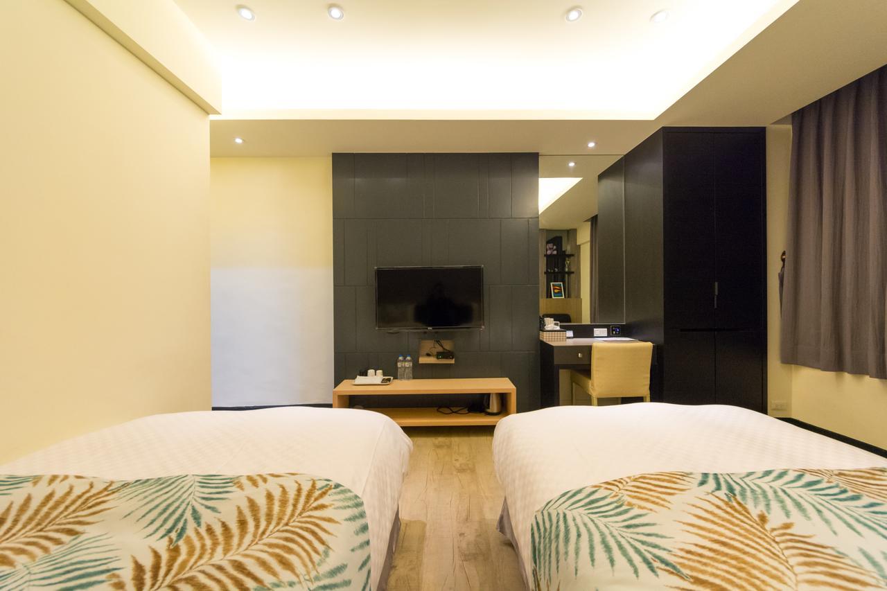 W Hostel Tajnan Kültér fotó