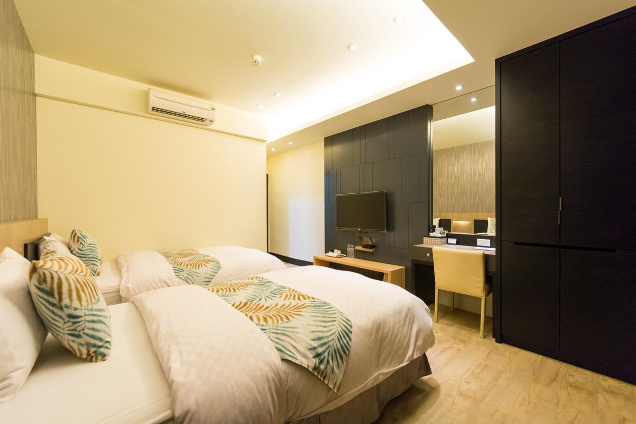 W Hostel Tajnan Kültér fotó