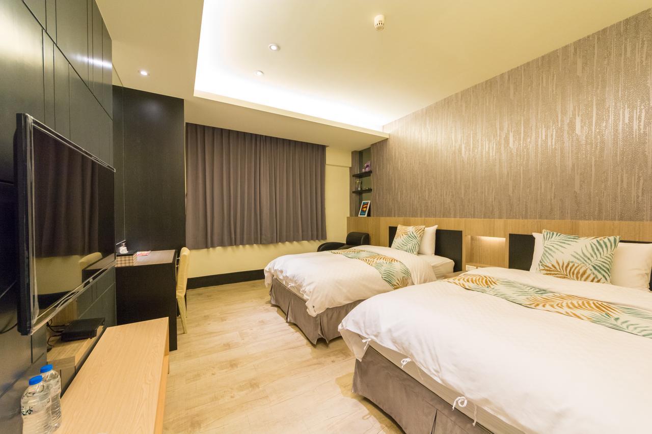 W Hostel Tajnan Kültér fotó