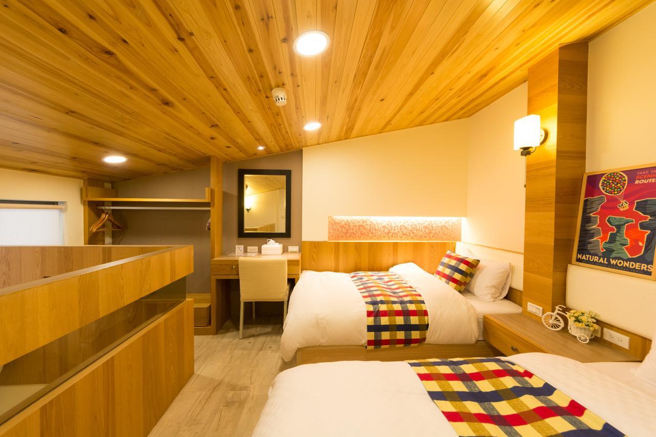 W Hostel Tajnan Kültér fotó